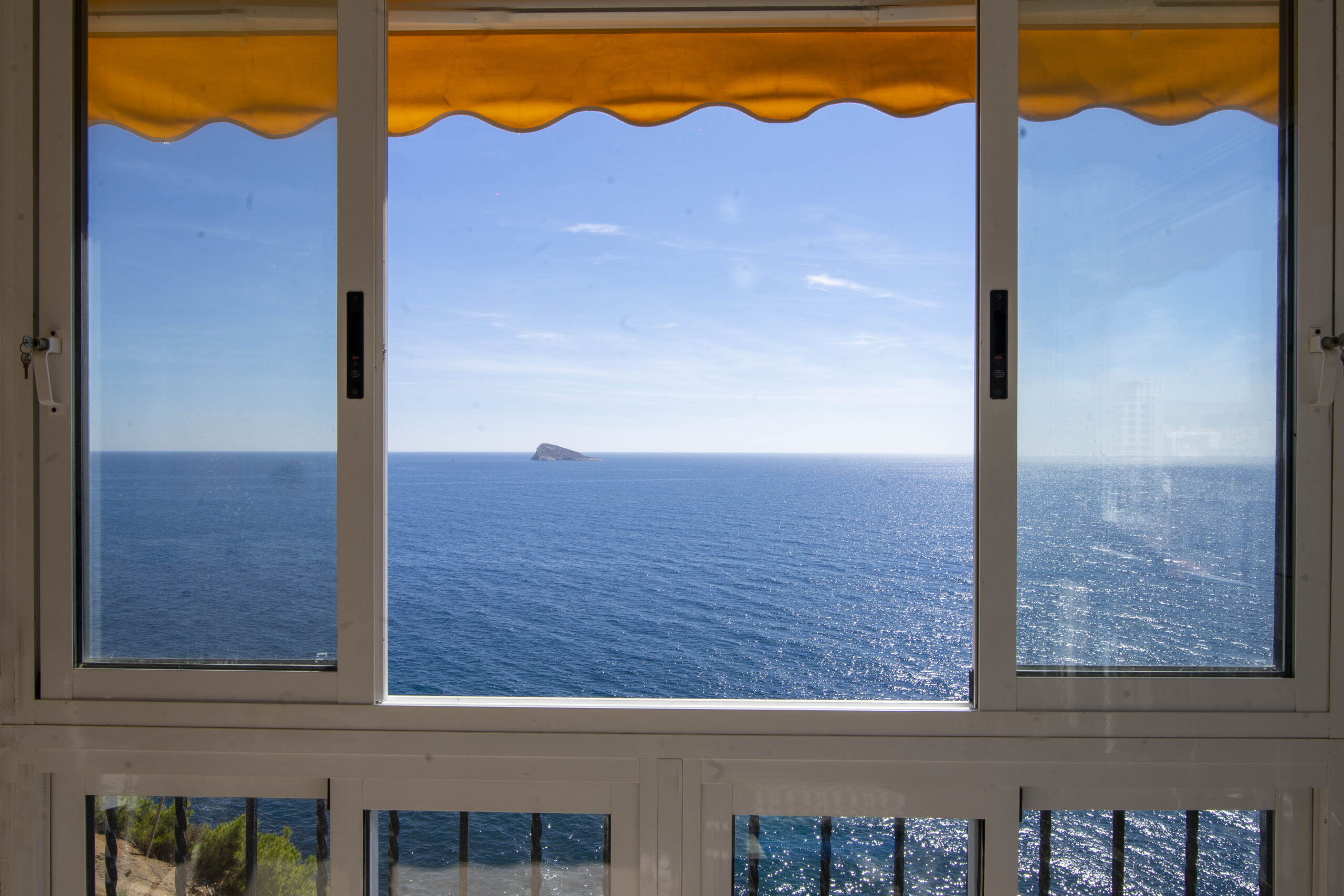 Alquiler apartamentos Benidorm 6 DSC3821 copia scaled